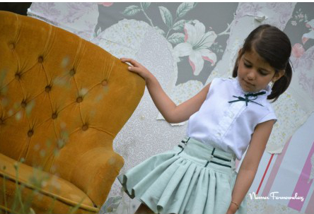 girl's-mint-skirt-white-blouse-noma-fernandez