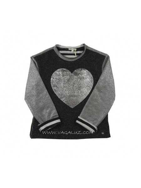 Girl's heart jumper