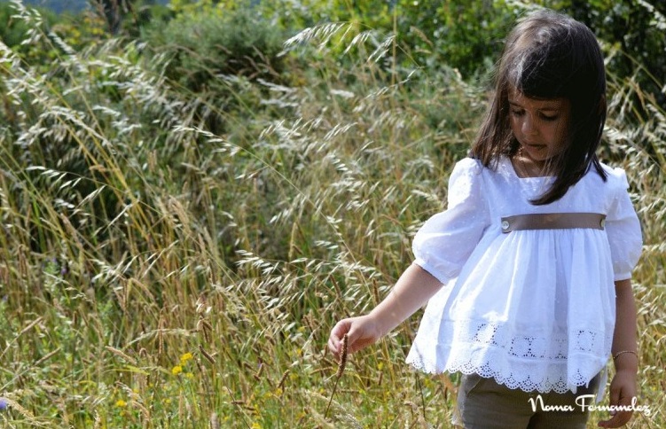 Noma Fernández es especialista en blusas para niñas.