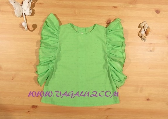 Blusa verde plumeti de Mía y Lía.